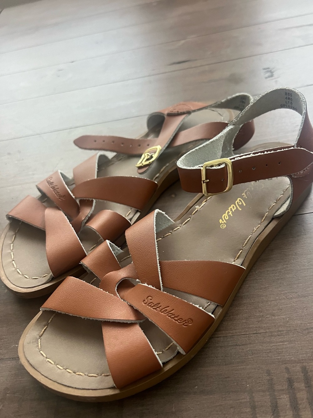 Salt Water  Brown sandals Childrens sz 4